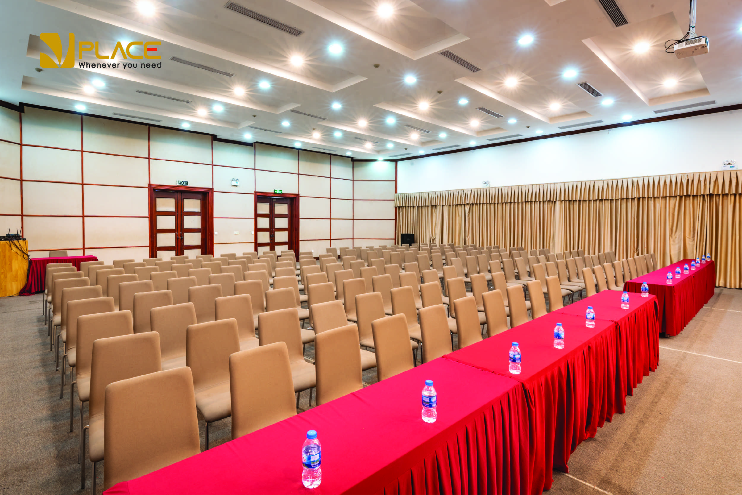 bố trí phòng hội thảo